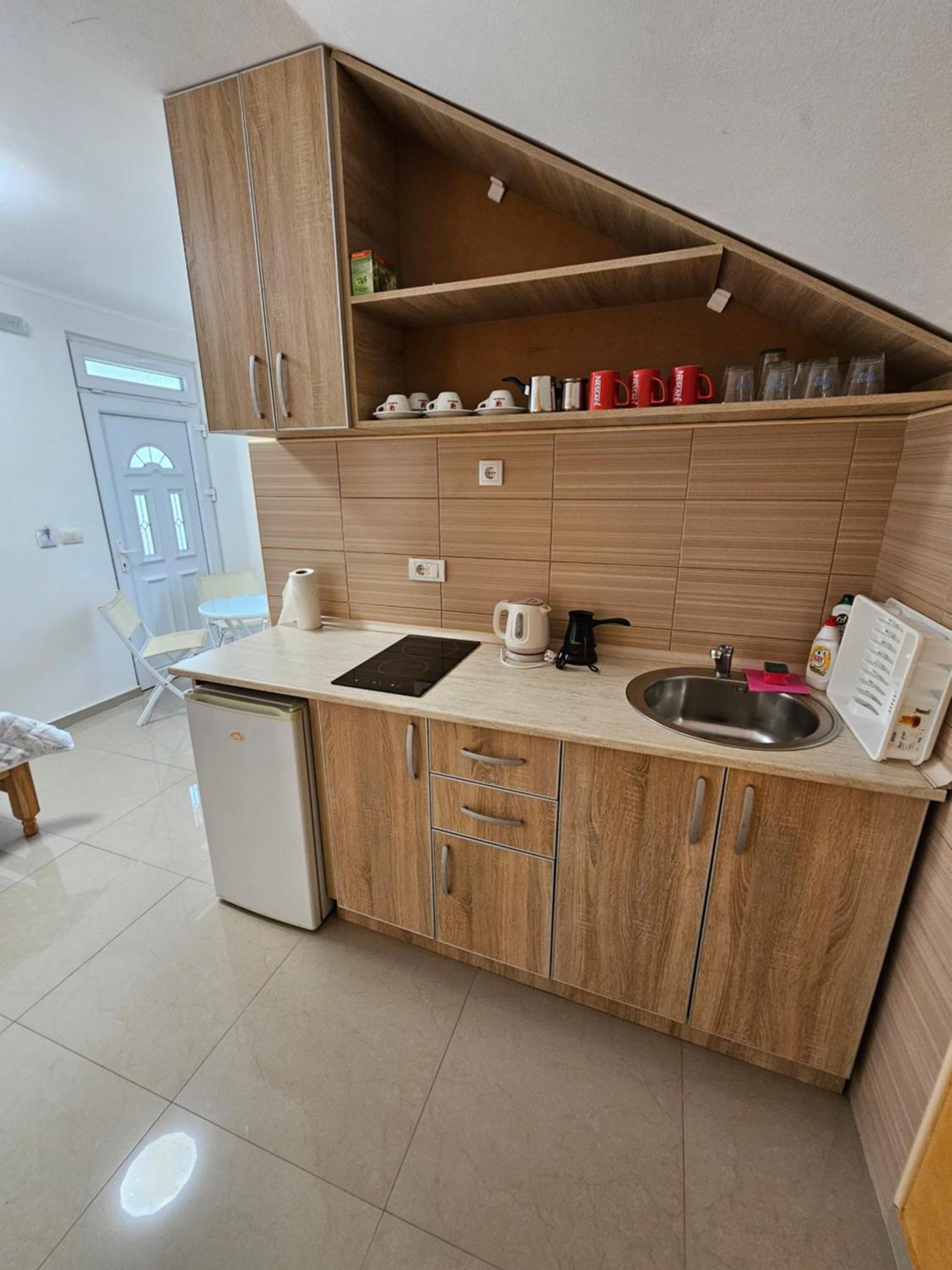 Apartmani Vila Ebra Utjeha Ngoại thất bức ảnh