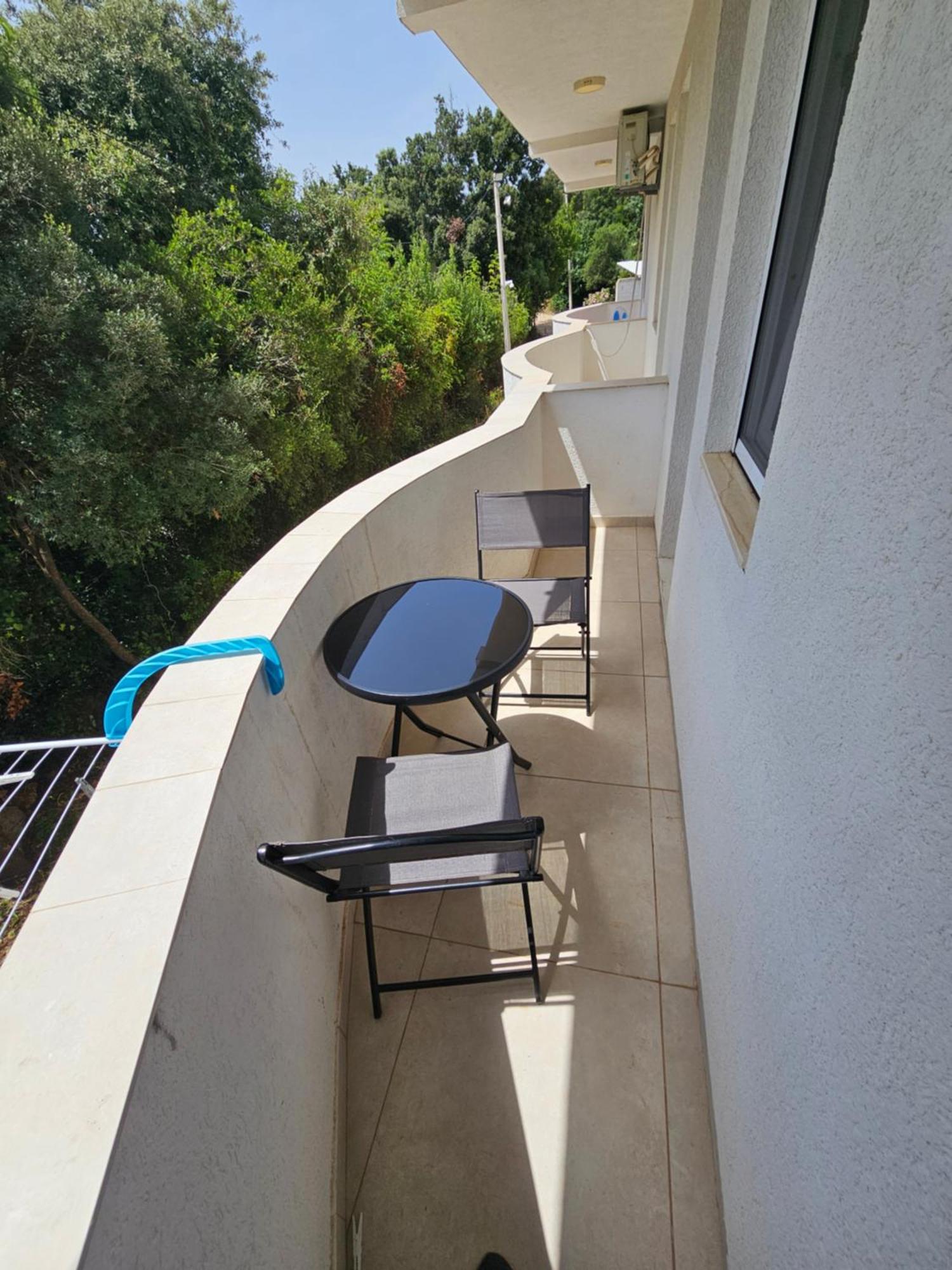 Apartmani Vila Ebra Utjeha Ngoại thất bức ảnh